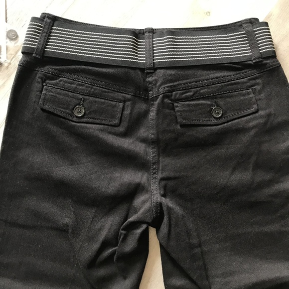 Dana Buchman sz 8 Black Capri Pants with Belt - Picture 6 of 9